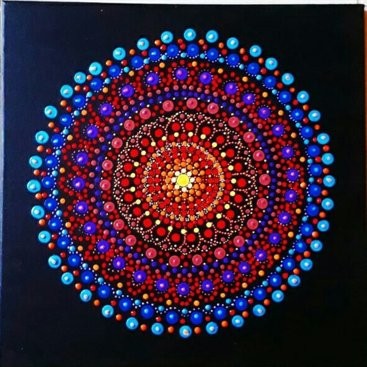 Dot mandala - dot painting
