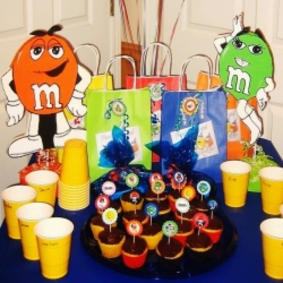 m&m theme birthday party 🎉🍬 my daughter's 1st birthday was
