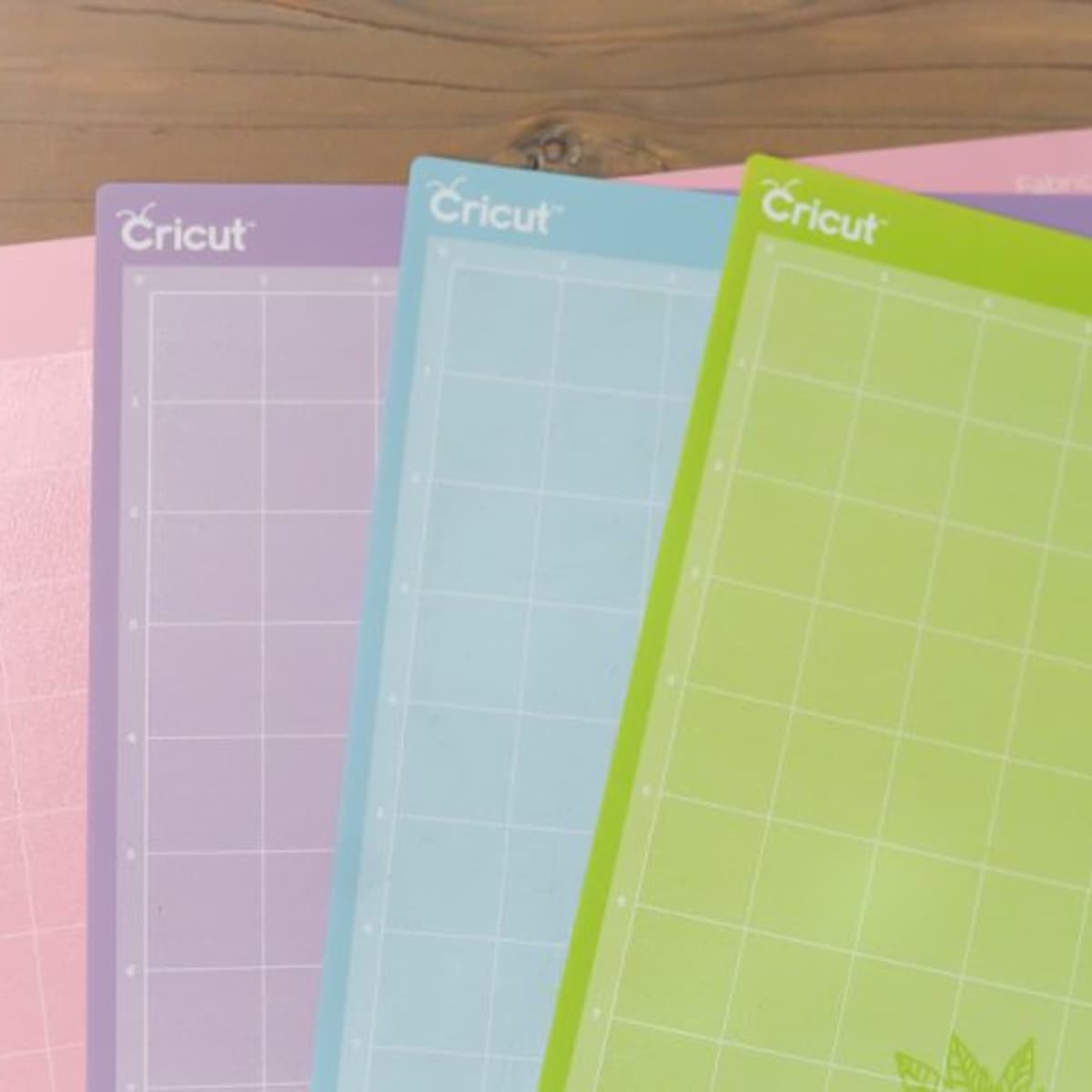 Cricut Light Grip Performance Machine Mat, 24 in x 28 in