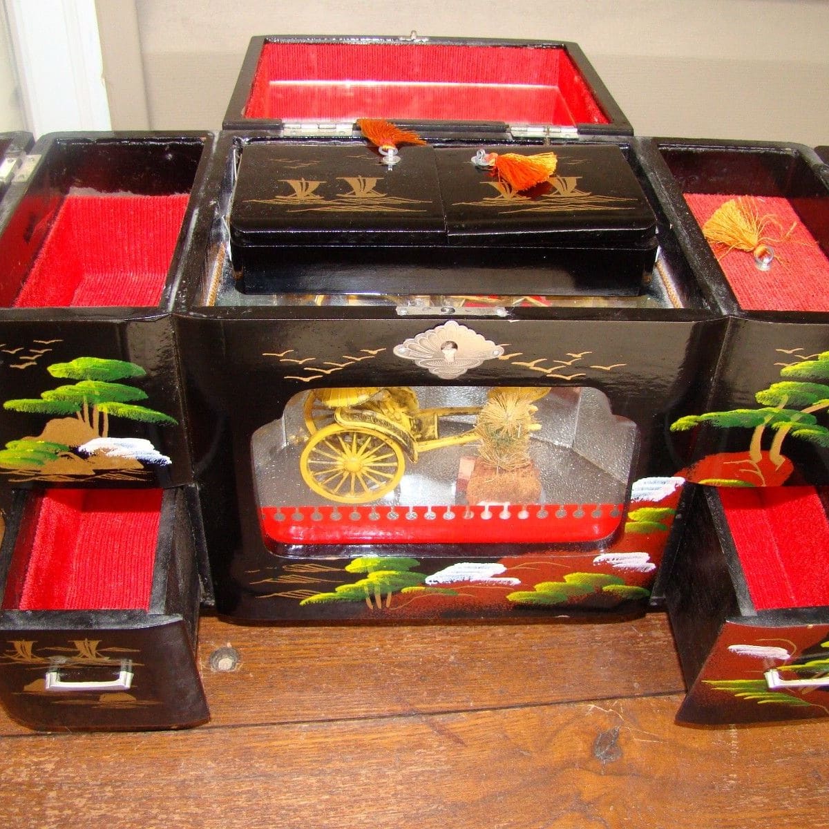 Black Floral Traditional Japanese Jewellery Box 