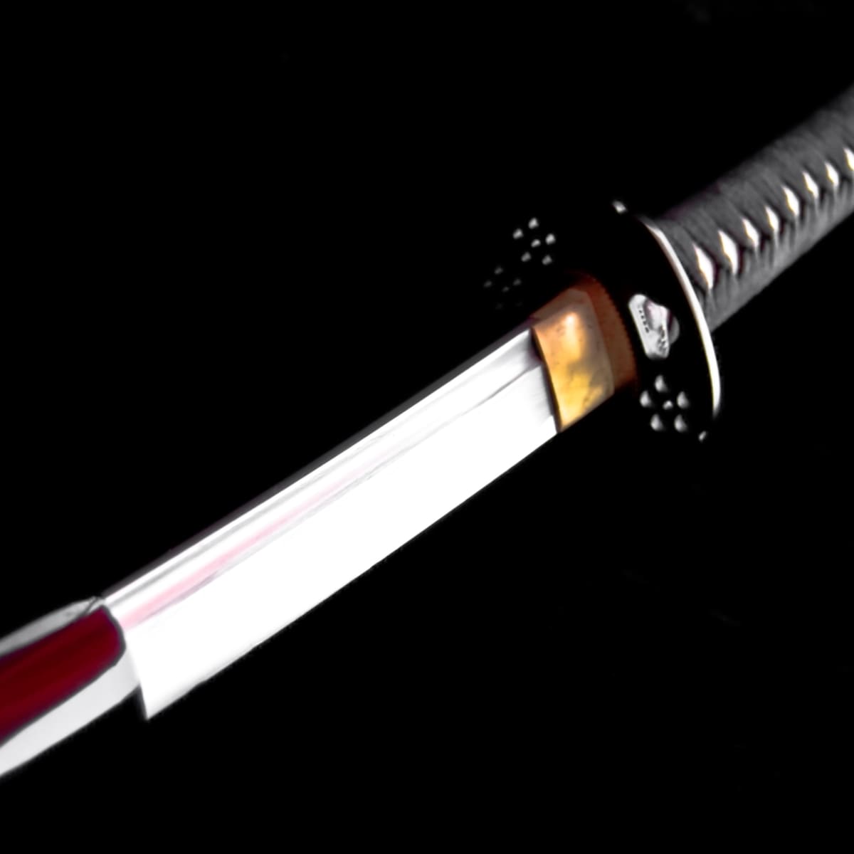 What is the sharpest blade or sword (weapon) in the world