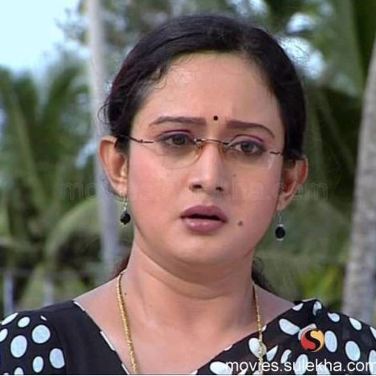Malayalam Actress Sangeetha Mohan Scandal - HubPages