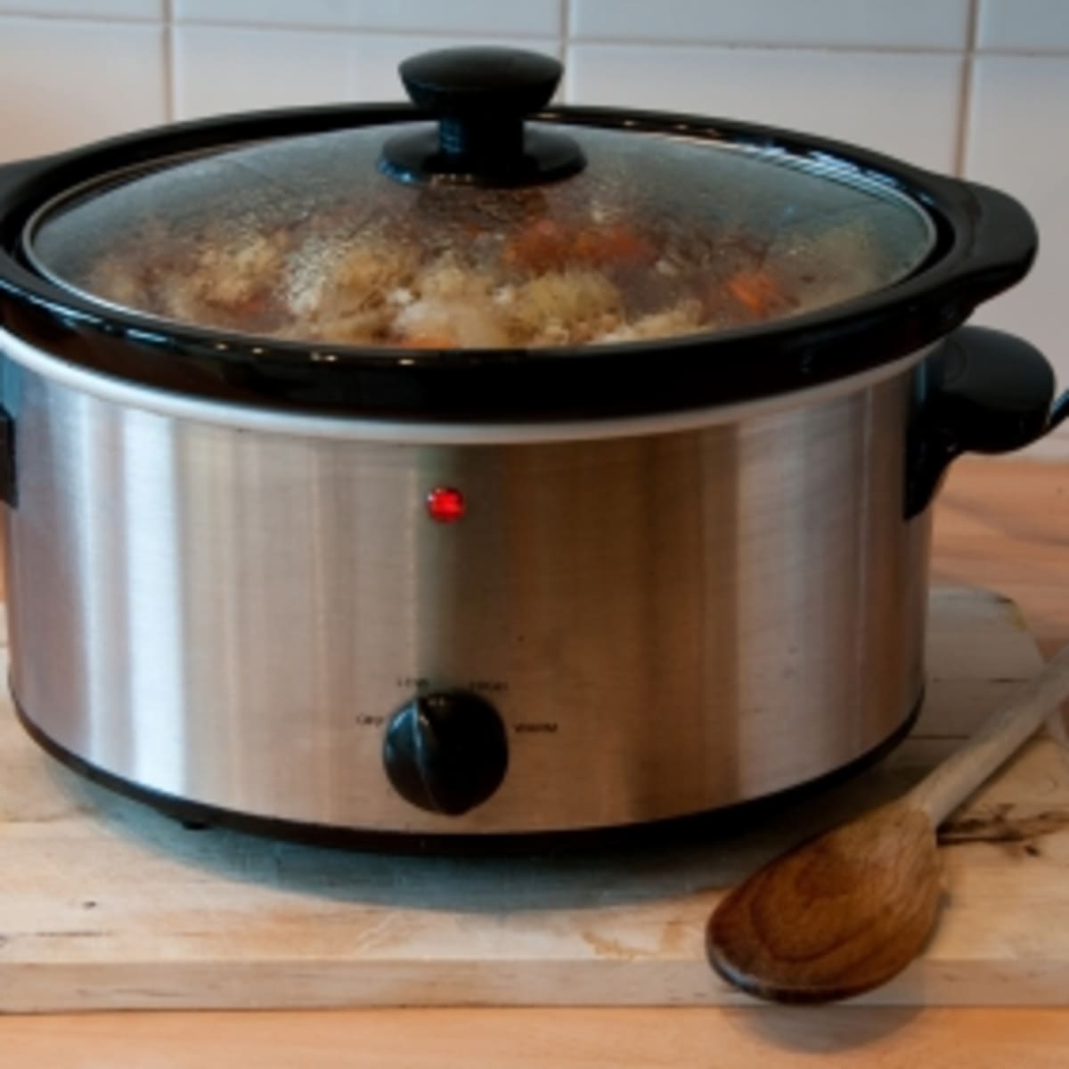 How Many Amps Does a Crock Pot Use? (Explained) - Conserve Energy Future