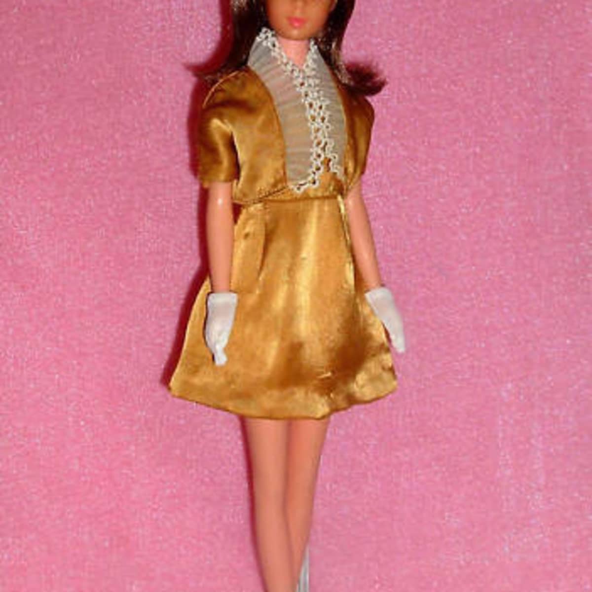 1967 Vintage Mod Blonde Barbie in Mod Paisley Print