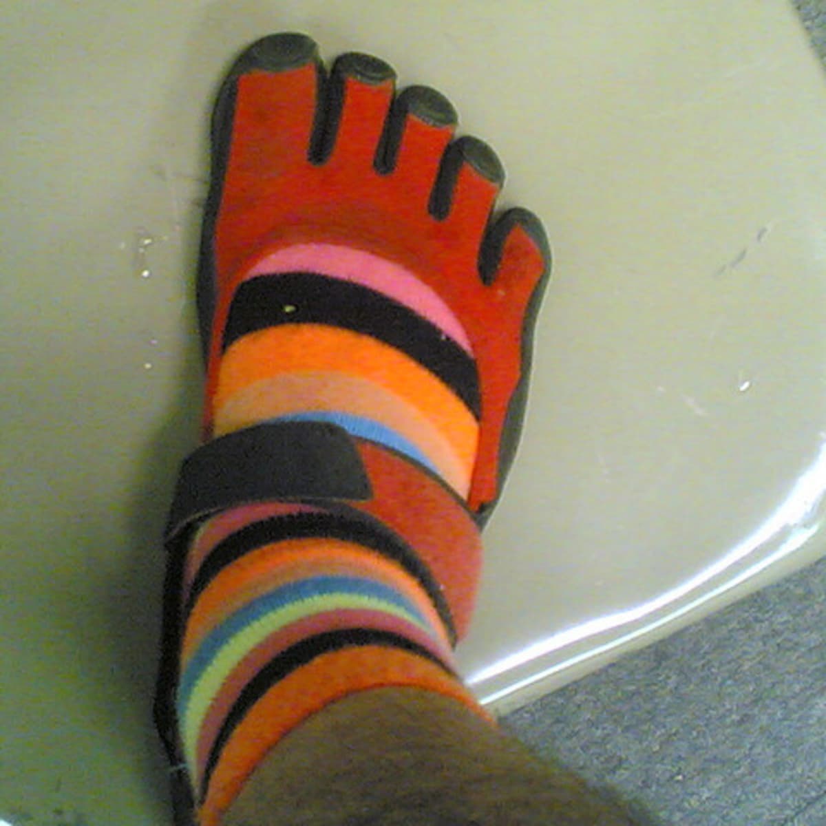 toesox Non Slip Ankle Half Toe Grip Socks - Pilates Socks with Grips for  Women, Yoga Socks, Barre Socks, Dance Socks