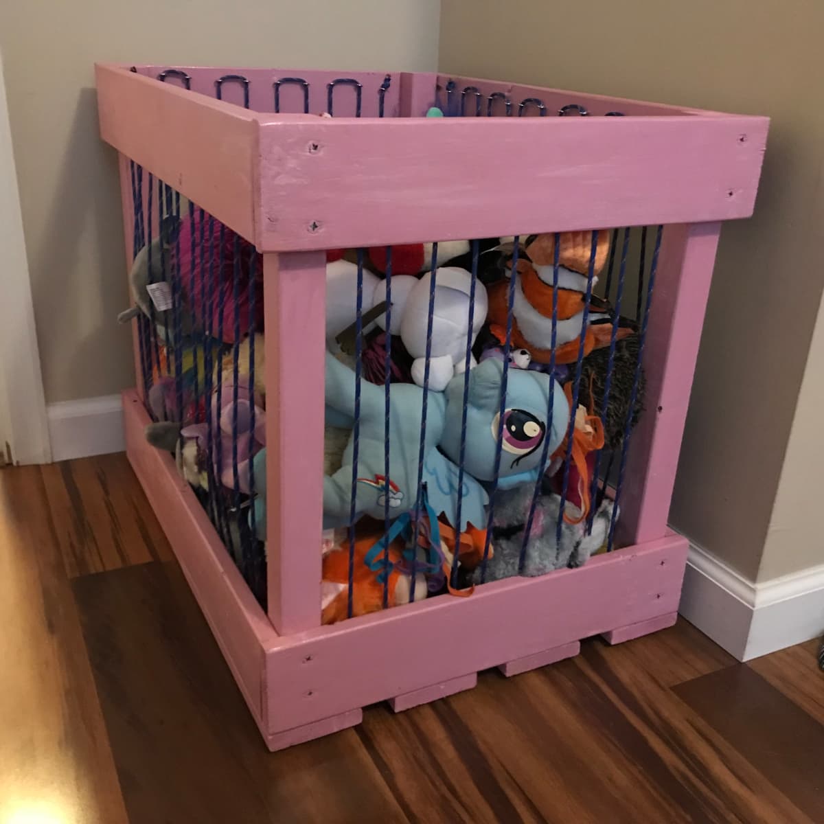 How to Build a Stuffed Animal Storage Cage - FeltMagnet