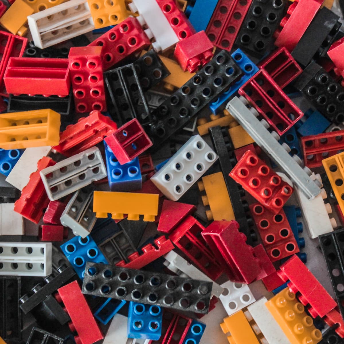 så meget Æsel realistisk 12 Cheap and Good LEGO Alternatives for Kids 2023 - WeHaveKids