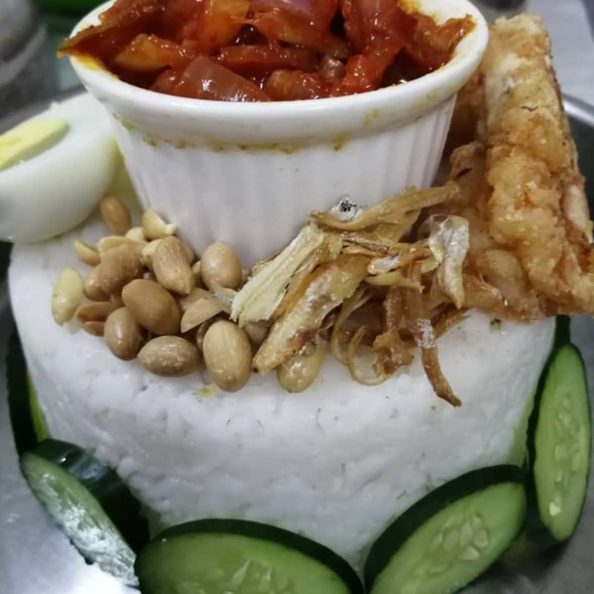 What is nasi lemak best with? - Quora