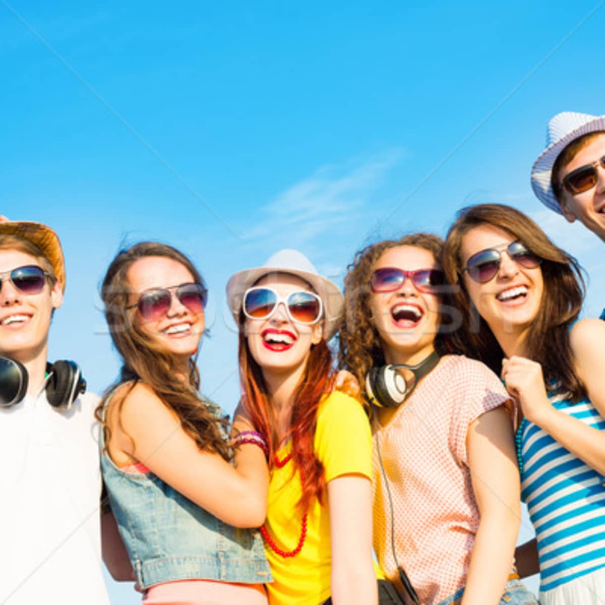 Why Do Celebrities Wear Sunglasses All The Time | KoalaEye Optical