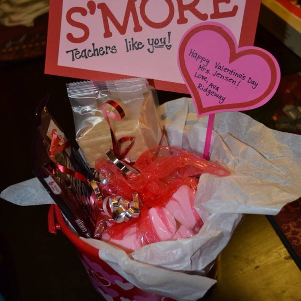 2 simple Valentine's Day gift wrapping ideas - The House That Lars Built