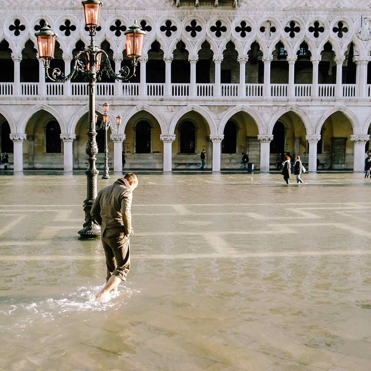 Venice Italy Is Being Destroyed By Tourism And Flooding Wanderwisdom
