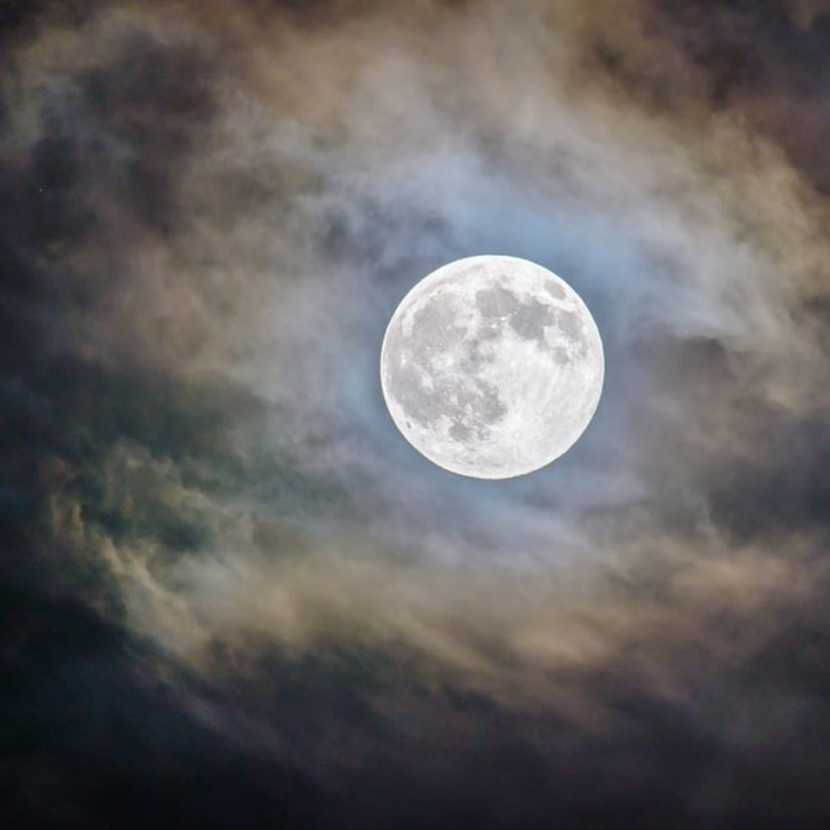 What A Full Moon In Scorpio Means For You - Exemplore