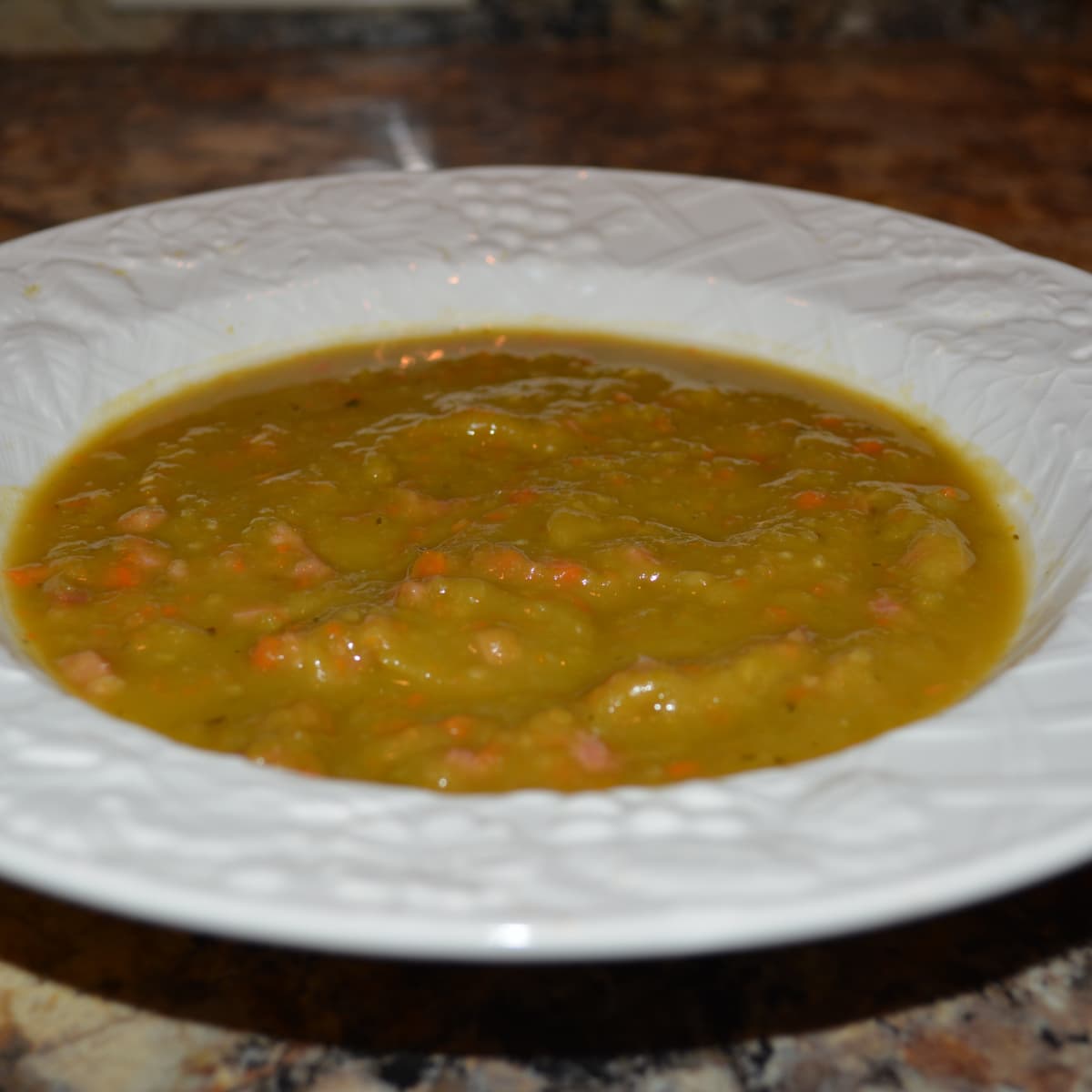 Creamy Split Pea Soup Recipe 