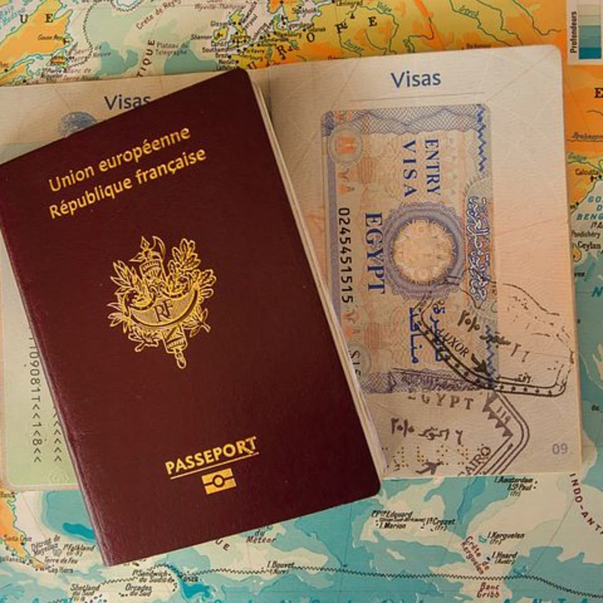 thai visa application for passport pictures