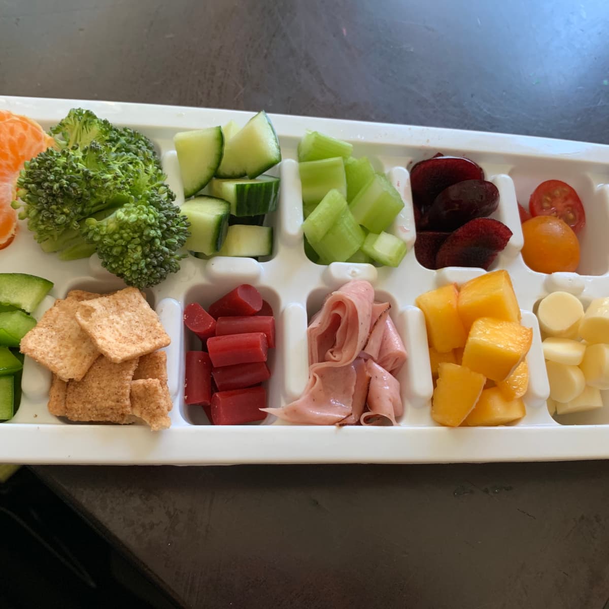 Mom Is Completely Shocked by the Results of Giving Her Toddler Trendy 'Snack  Tray' - Delishably News