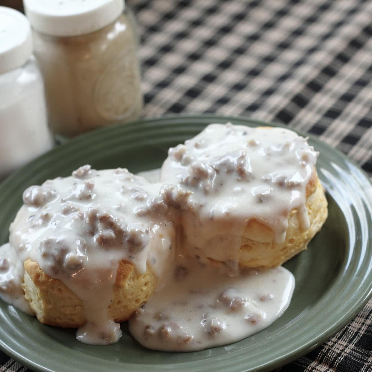 Biscuits and Gravy: History of an American Dish + 10 Recipes - Delishably