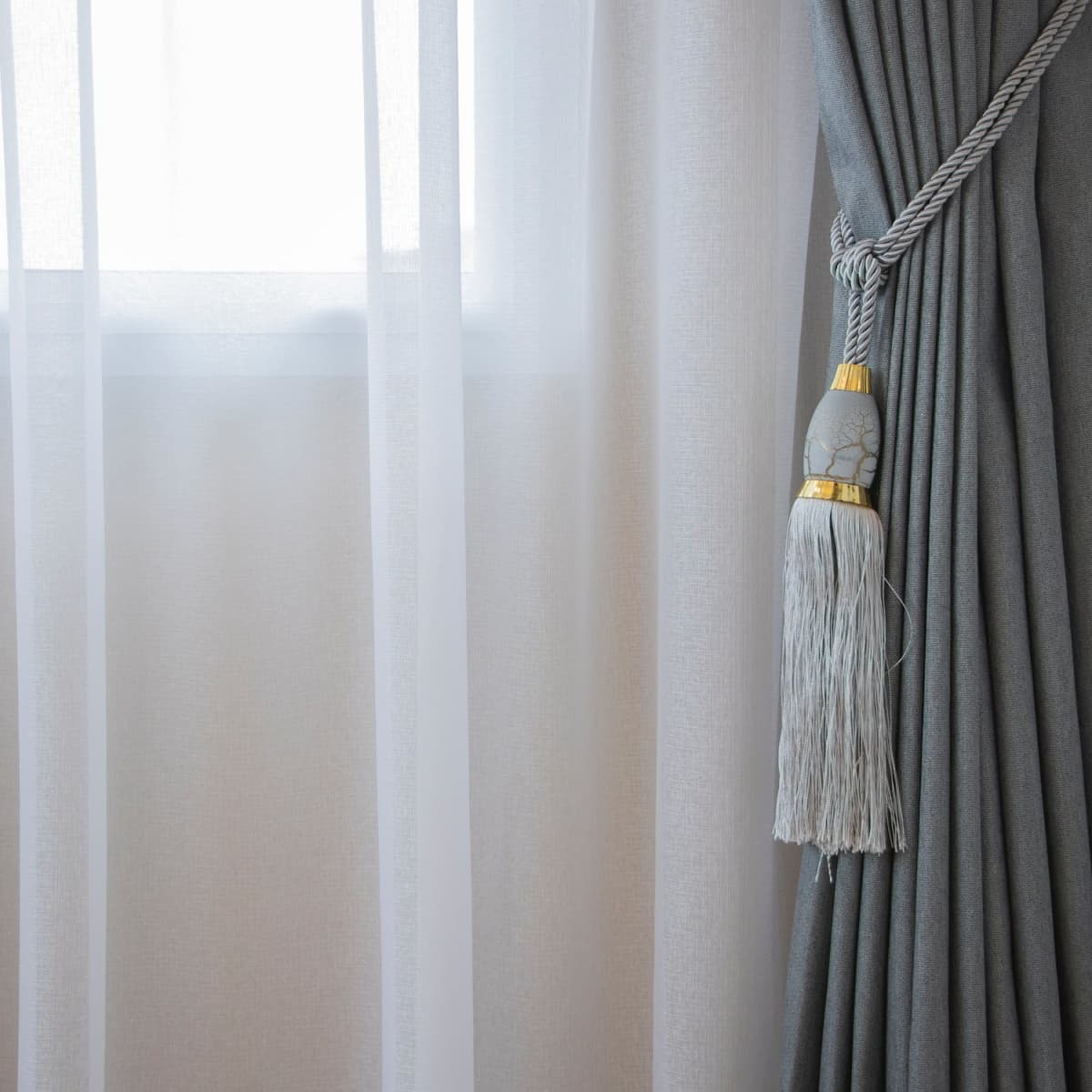 How to make curtain tie-backs