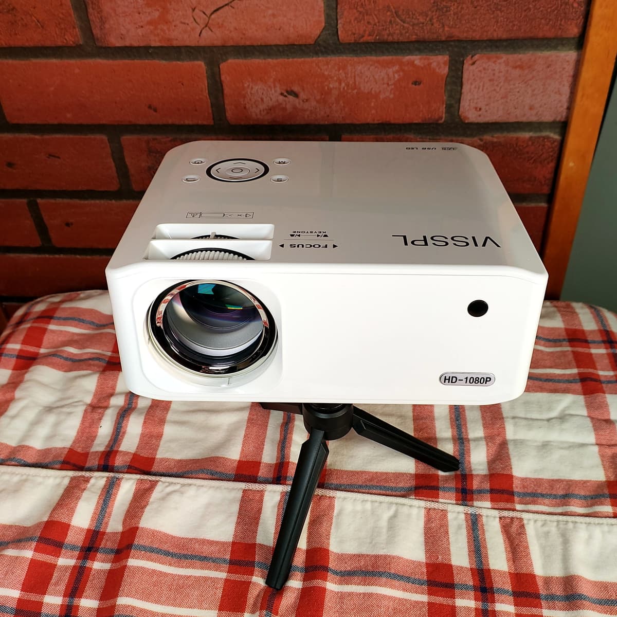 Review of the Toptro X1 Bluetooth Wi-Fi Projector - TurboFuture