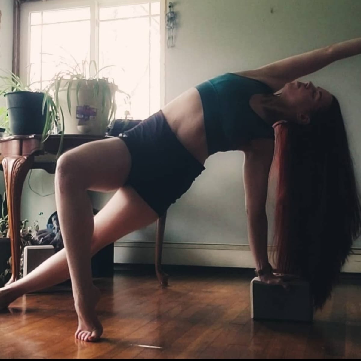 Santosha Hip and Heart Flow | Alexandra DeSiato | YogaVibes