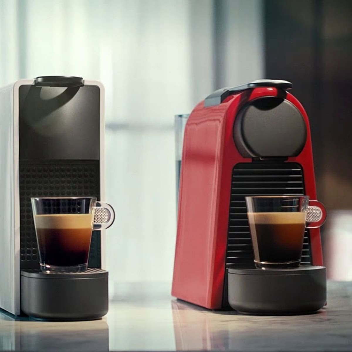 Review Nespresso Essenza Mini Original Espresso Machine by