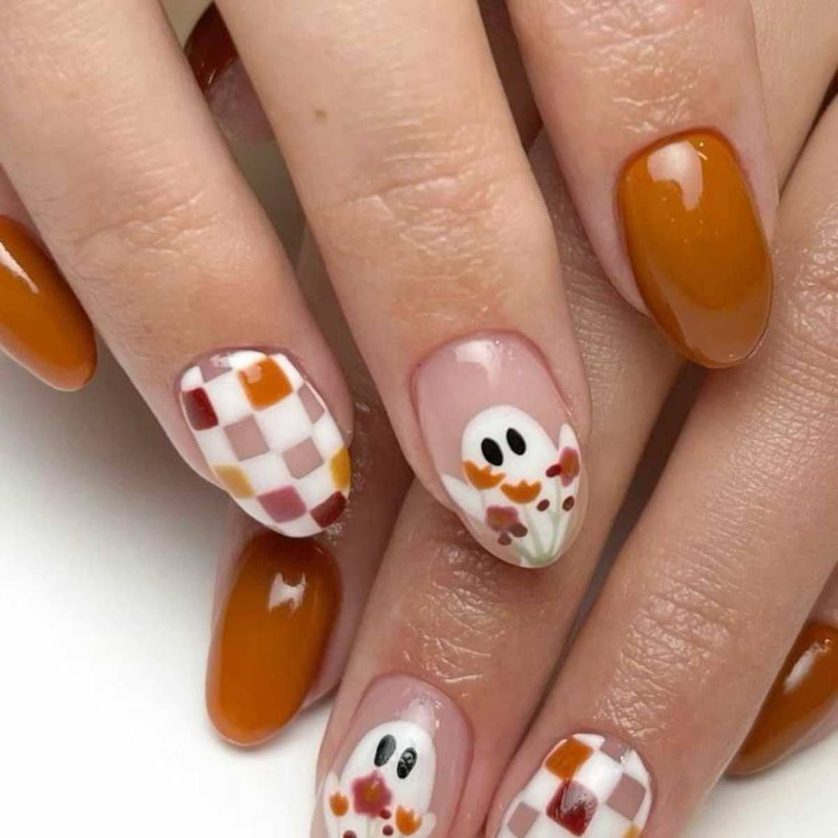 2025 Fall Harvest Leaf Nail Trends