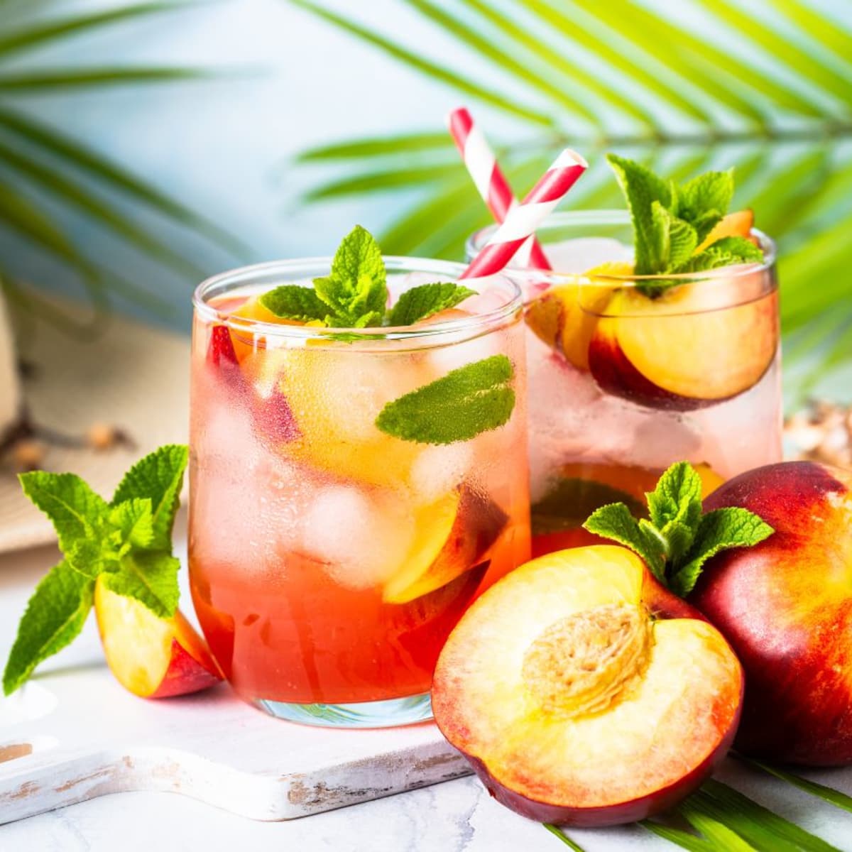 10 Surprising Peach Tea Benefits - CalorieBee
