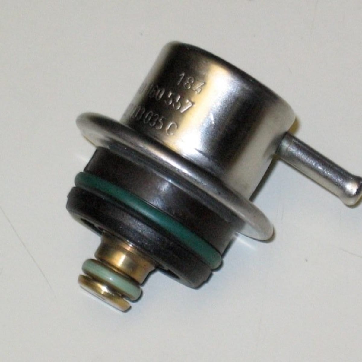 Replace Fuel Pressure Regulator (FPR) and Hose, 1.8T VW and Audi DIY - AxleAddict - A community of car lovers, enthusiasts, and mechanics sharing our auto advice | Audi Fuel Pressure Diagram | | AxleAddict
