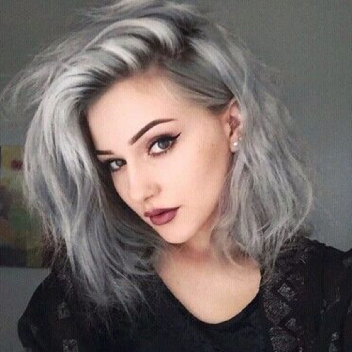 Diy Hair 8 Gorgeous Ways To Rock Gray Hair Bellatory