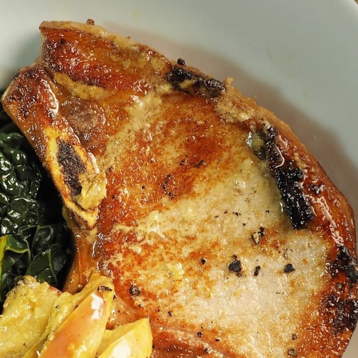 How To Cook Perfect Pork Chops Delishably Food And Drink