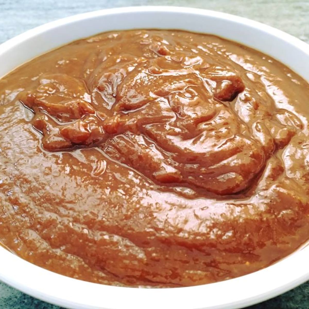 How To Make Khajur Imli Chutney Date And Tamarind Sauce Delishably