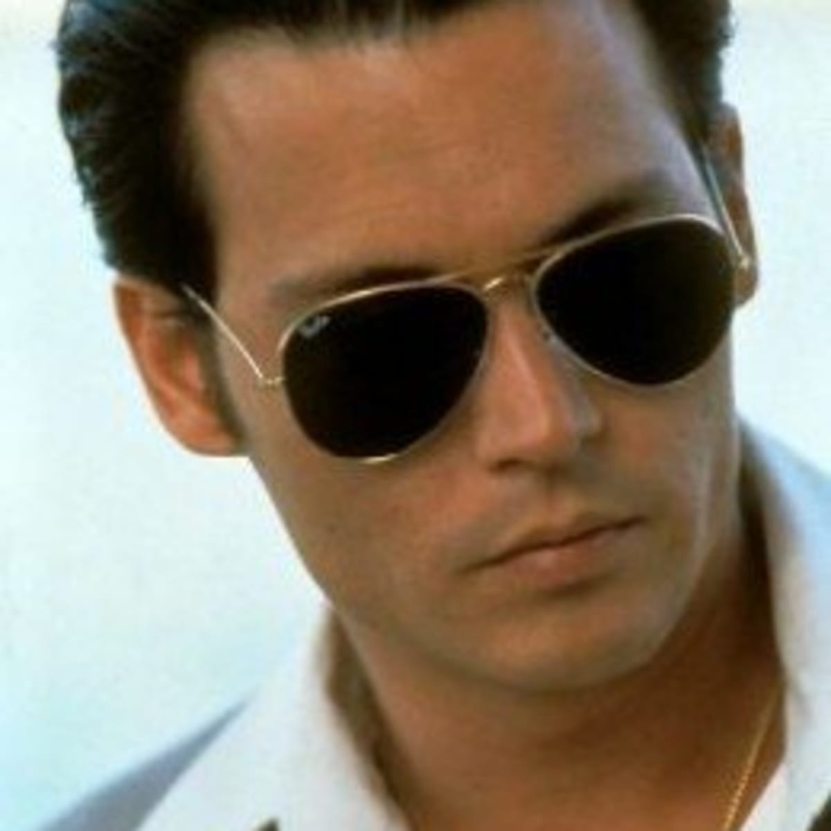 Celebrities That Wear Ray Bans - HubPages
