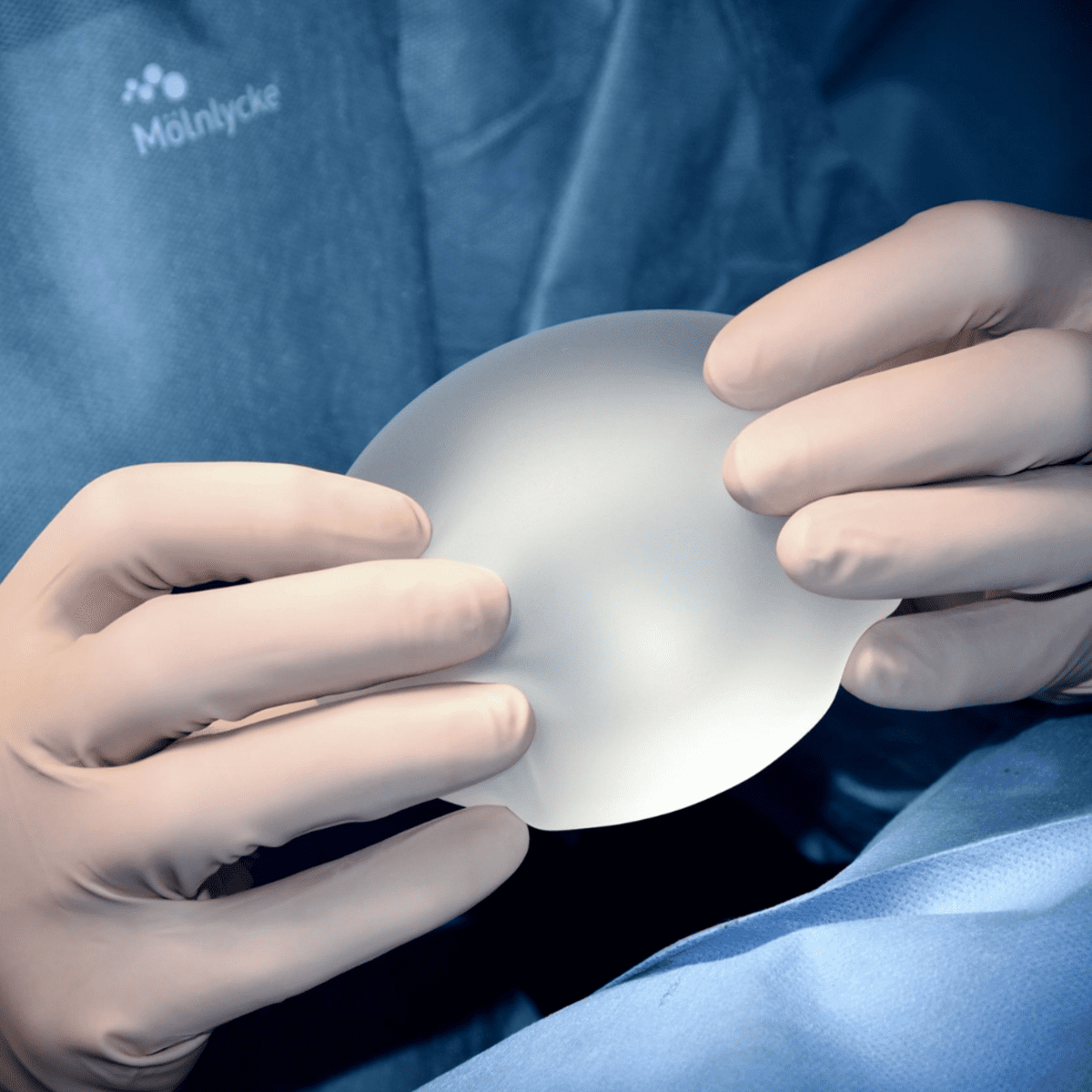 How Much Do Breast Implants Cost? Factors & Financing Options - Salameh  Plastic Surgery Center