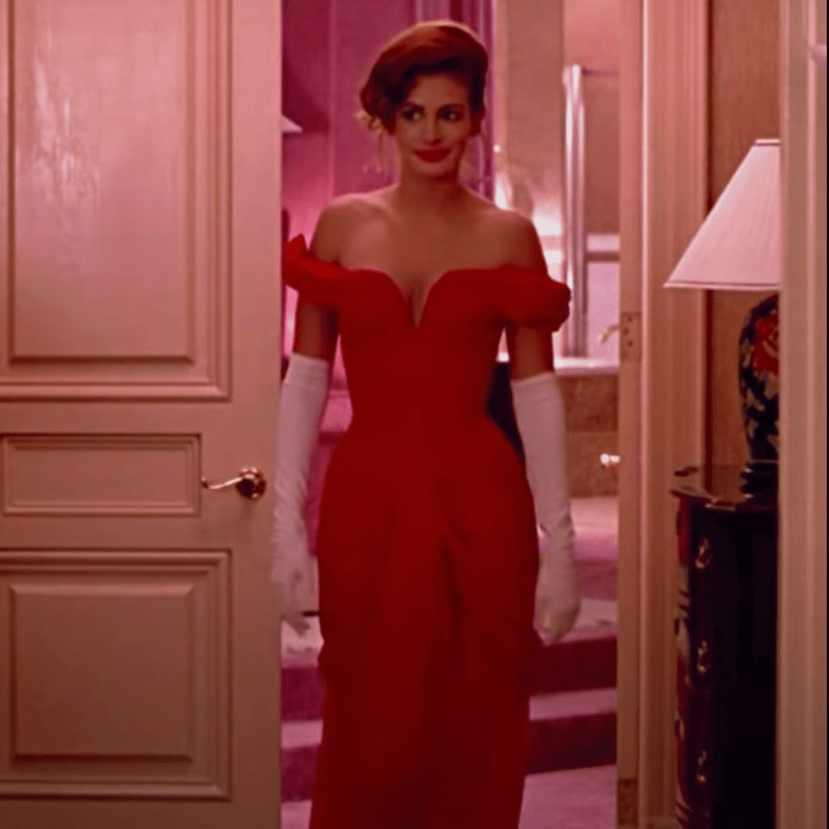 Georgina Rodriguez's red fiery look inspired by Julia Roberts in 'Pretty  Woman': See pics