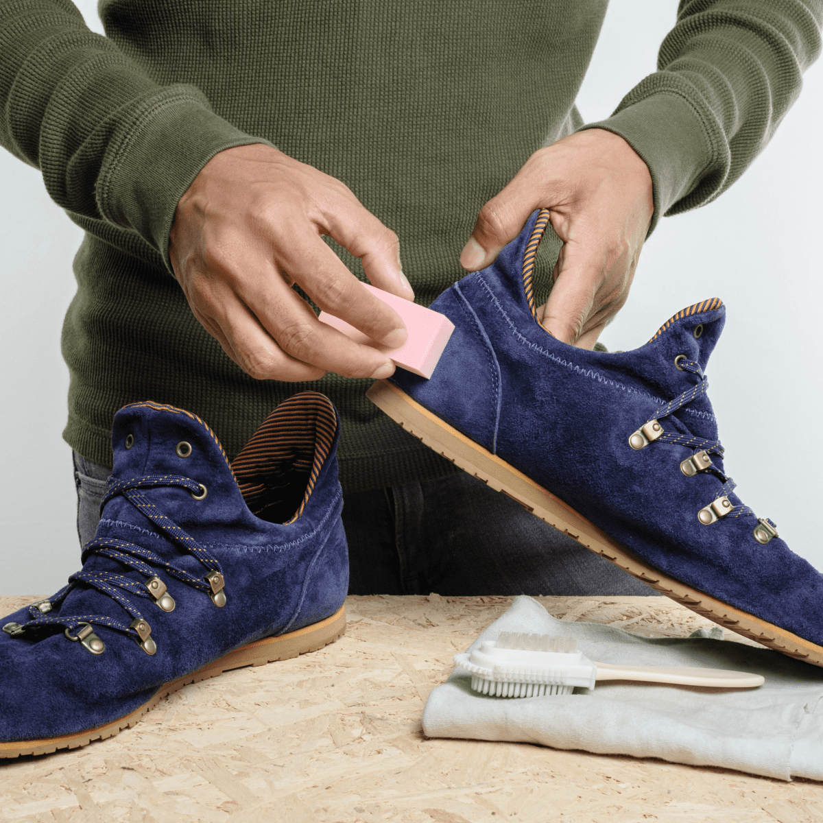 Cleaning Suede Shoes: Expert Tips & Advice