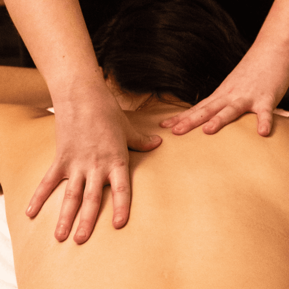 How to Massage a Girl Tips That Will Help Your Girlfriend Relax