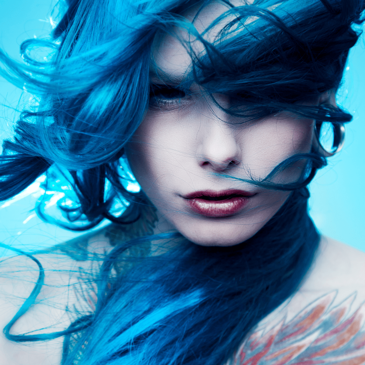 teal blue color hair