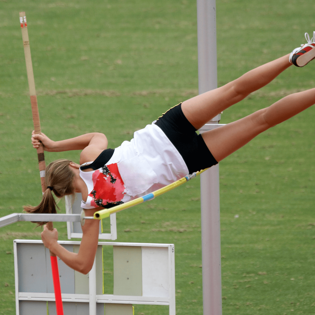 What Kind of Equipment Will My High School Pole Vaulter Need? - WeHaveKids