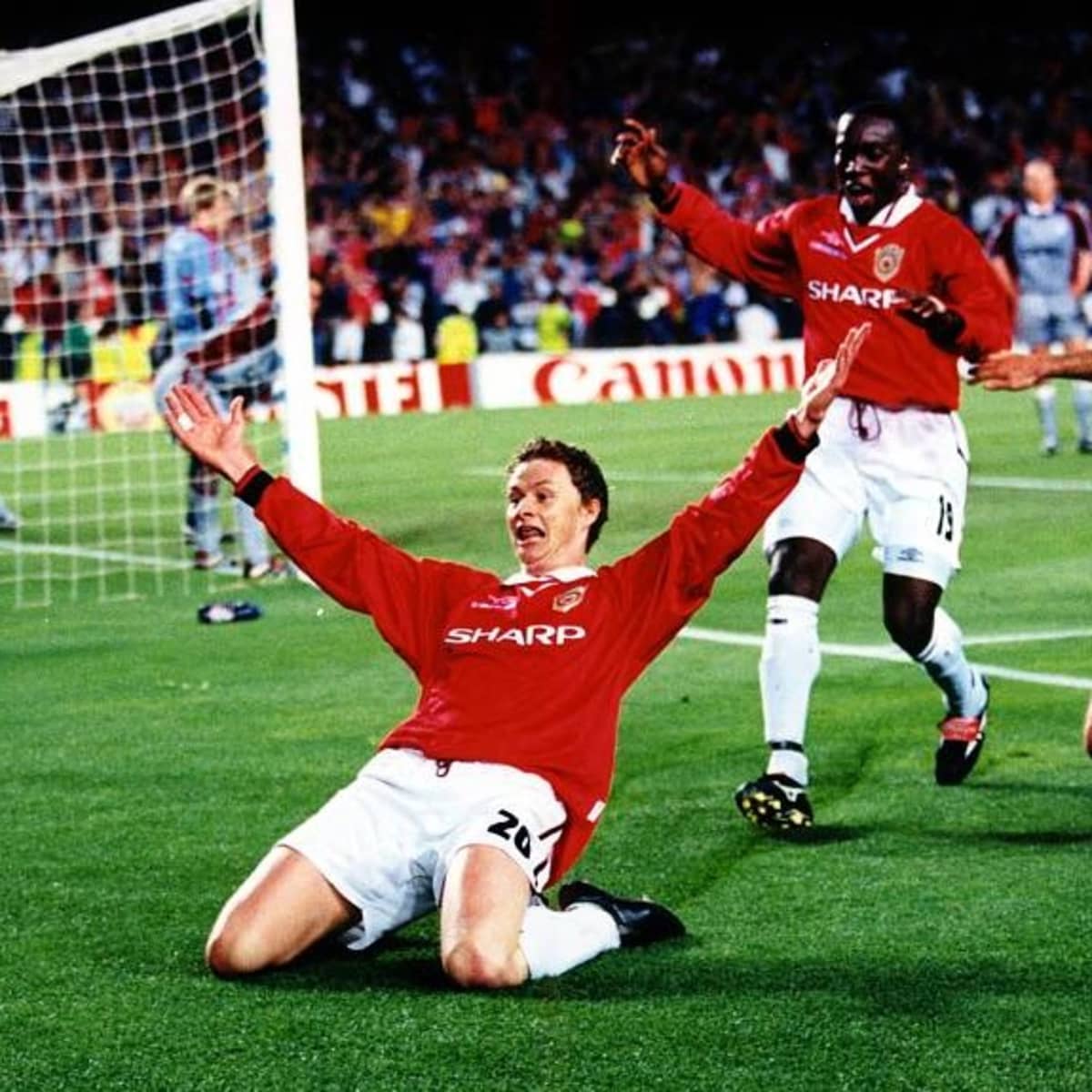 TREBLE(三冠)'98-'99 Man U マグカップ