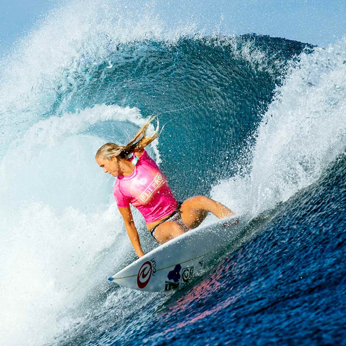 bethany-hamilton-she-lost-her-