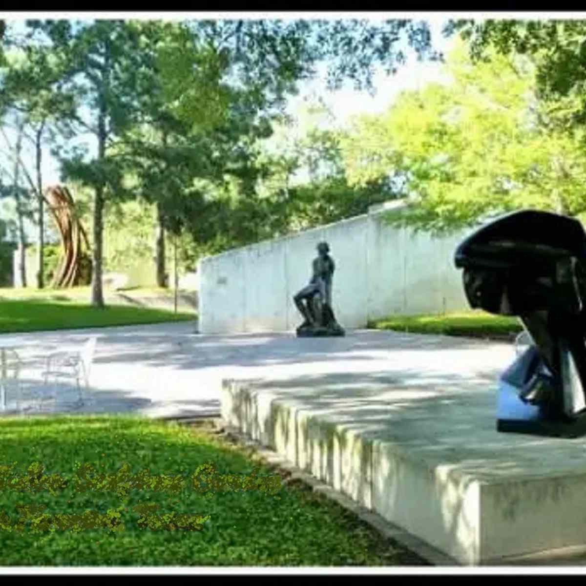 phenomenal-cullen-sculpture-