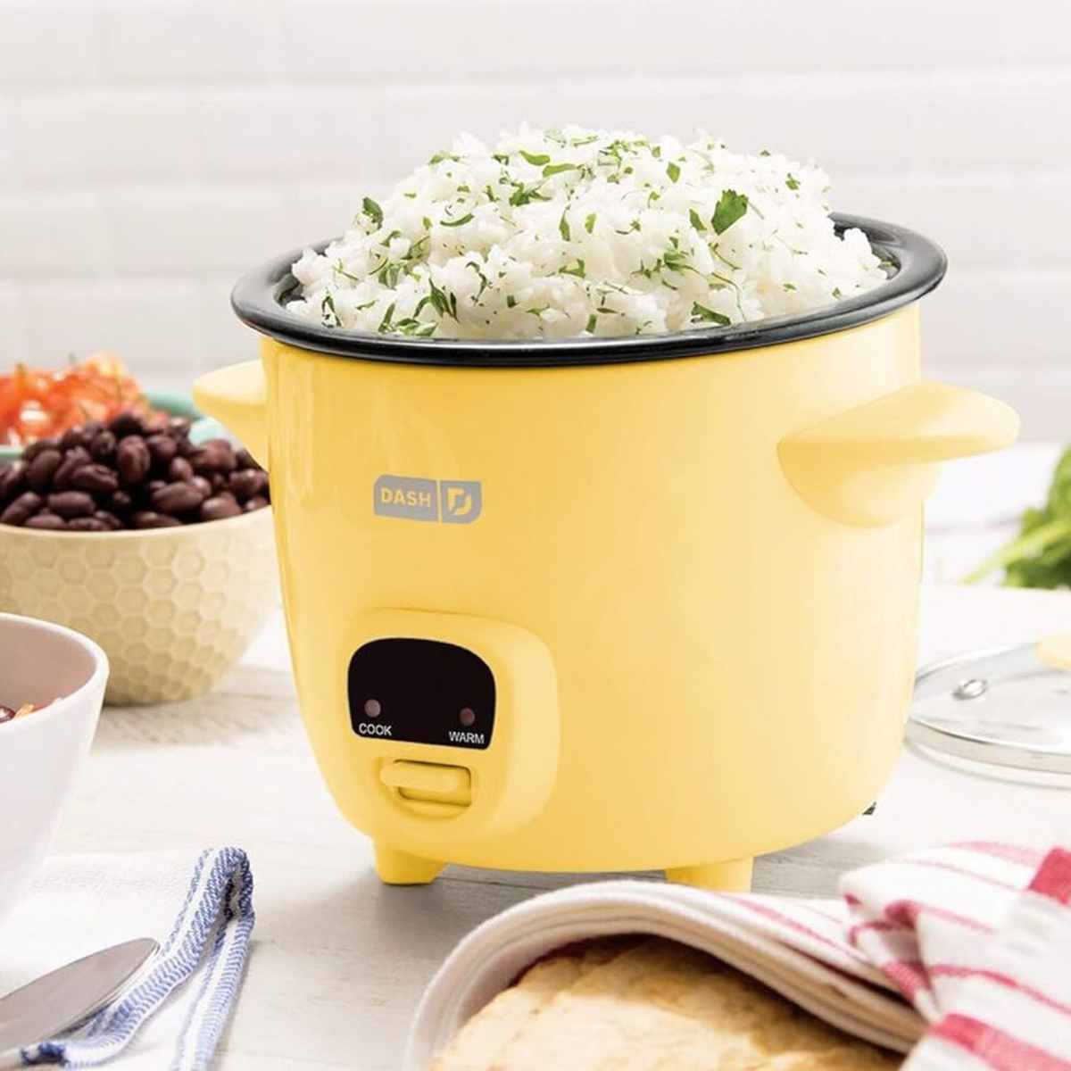 3 Best Mini Rice Cookers for College Living or Home Use Delishably