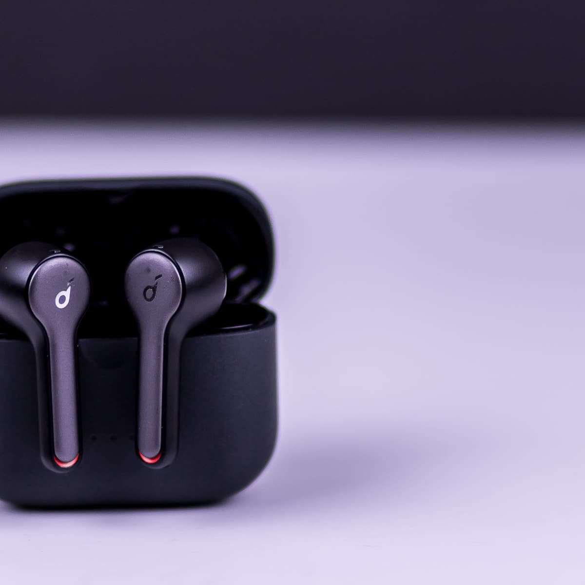 Budget Airpods Alternative: Anker Soundcore Liberty Air 2 Review