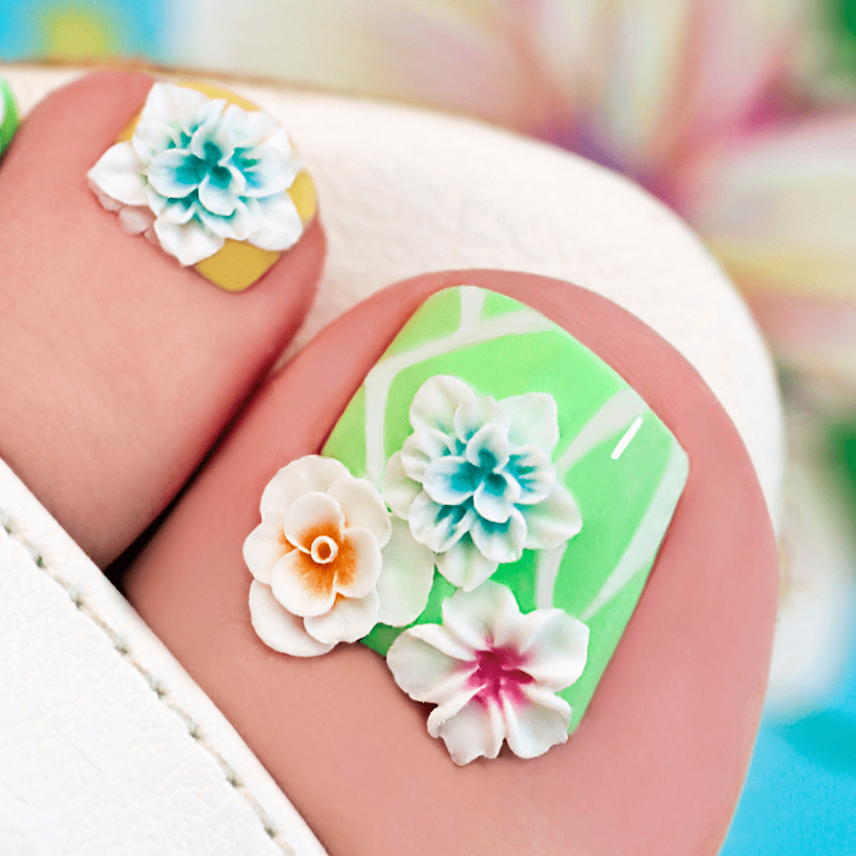 40 Stunning Summer Toenail Designs to Show Off on the Beach