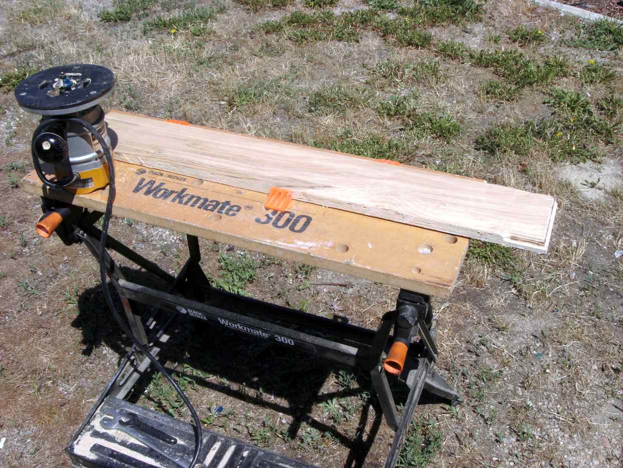 How to Use a Router Power Tool Dengarden