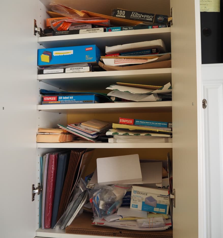 Review of the KonMari Method of Decluttering - Dengarden