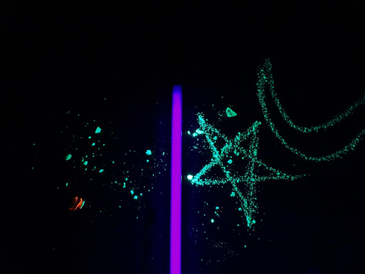 How to Make GlowintheDark Chalk WeHaveKids