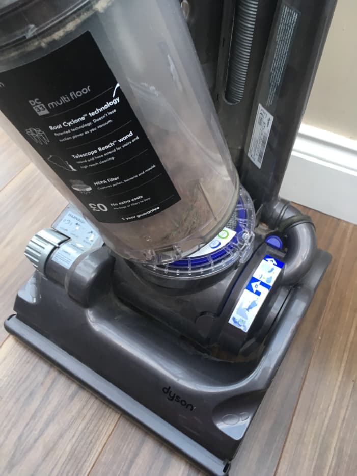 What to Do If a Dyson Vacuum Cleaner Has Stopped Picking up Dirt