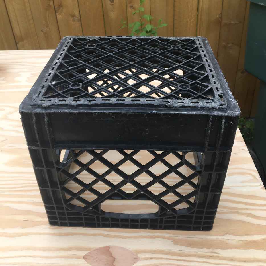 How to Make Milk Crate Cushions for Handy Storage Ottomans - Dengarden