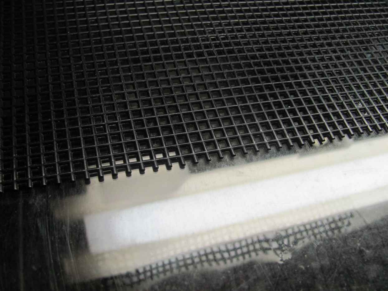 Aquarium Uses for Plastic Canvas (Mesh) Dividers and More PetHelpful