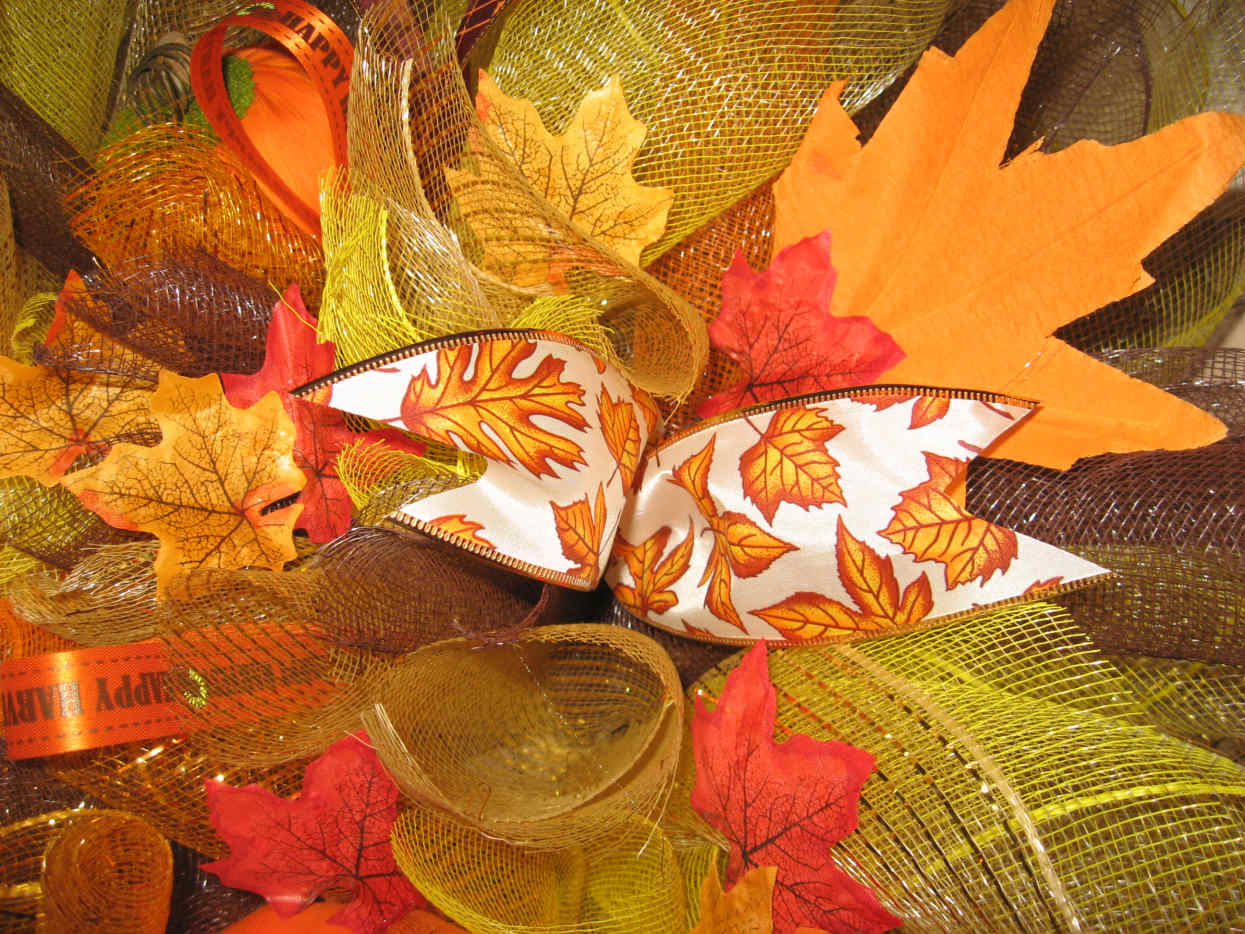 How to Make a Mesh Wreath A Guide for Beginners